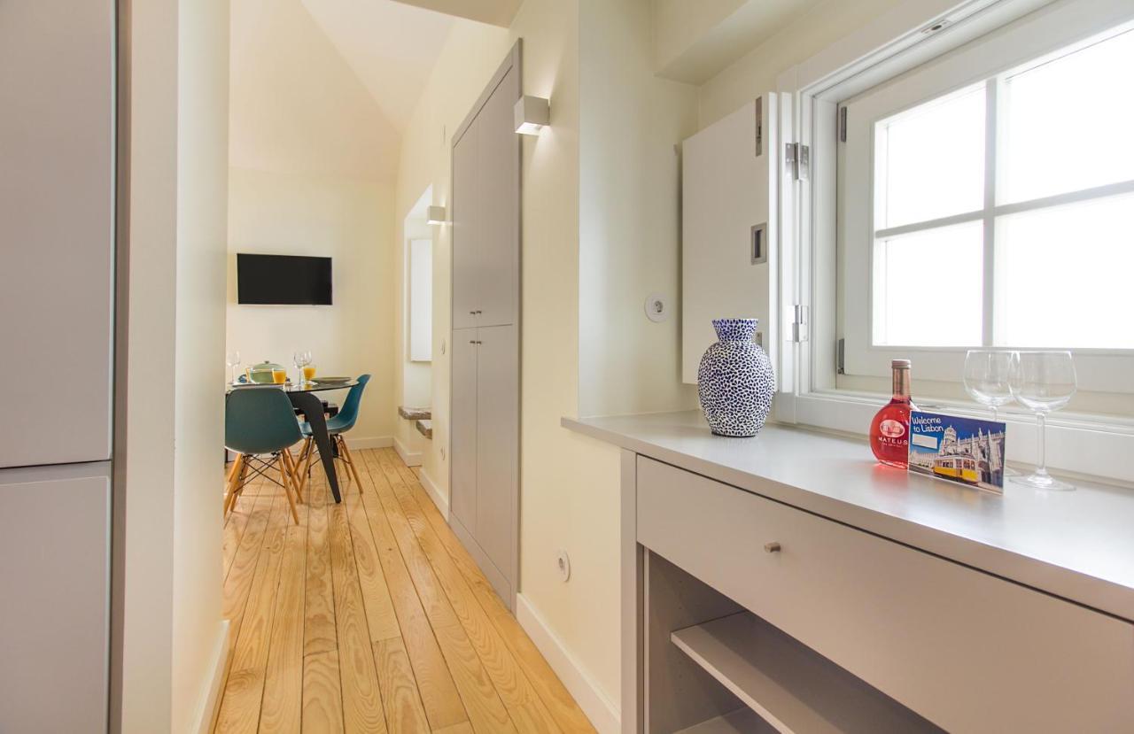 Design In Typical Alfama Apartamento
